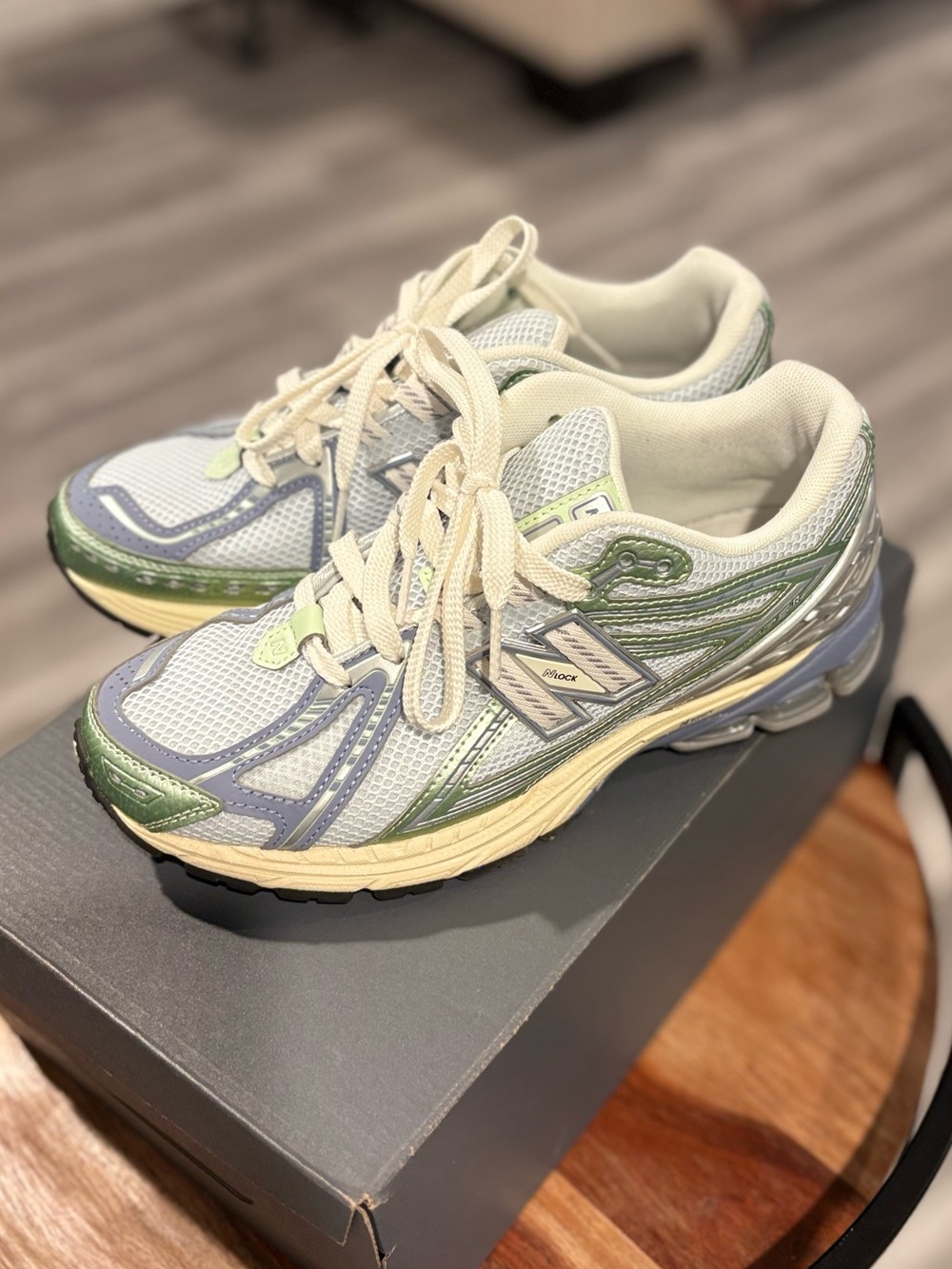 New Balance Women's Light Green and Blue Athletic Sneakers